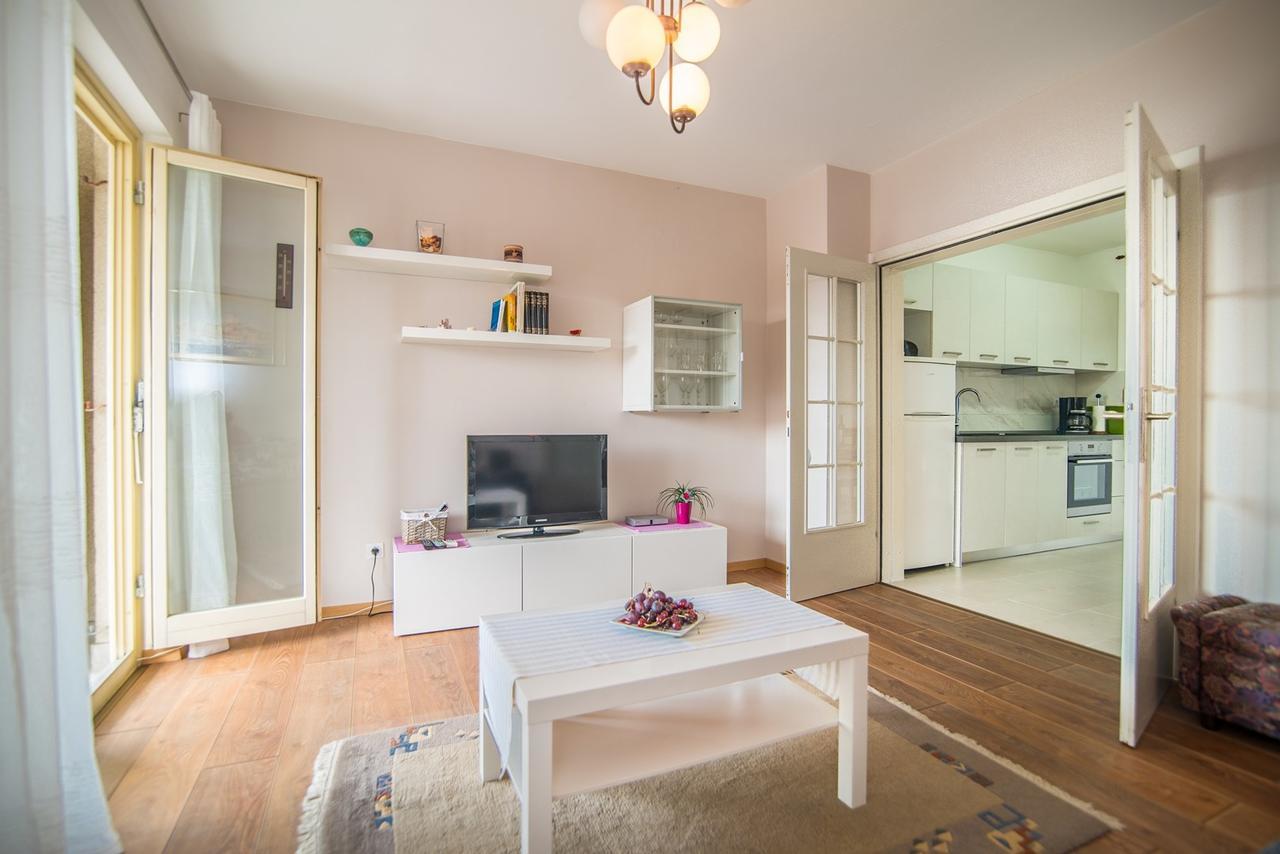 Apartment Vesna Kandlerova Porec Luaran gambar